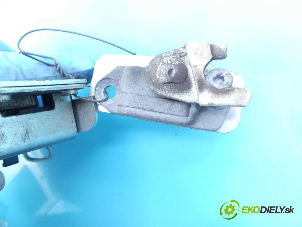 Iveco Daily IV 2006-2011 2.3 HPI 116 hp manual 85 kW 2287 cm3 5- zámek zadní pravý