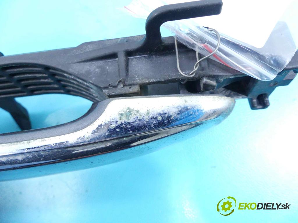 Toyota Land Cruiser 120 2002-2010 3.0 D4D 163 HP automatic 120 kW 2982 cm3 5- rukoväť predné ľavé mimo:  (Vonkajšie predné ľavé)