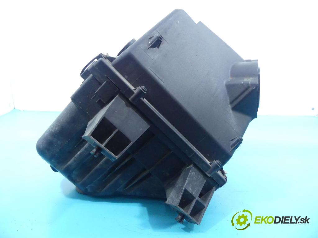 Vw Passat B5 1995-2005 2.0 8v 116 hp manual 85 kW 1984 cm3 4- obal filtra vzduchu 3B0133837D (Kryty filtrů)