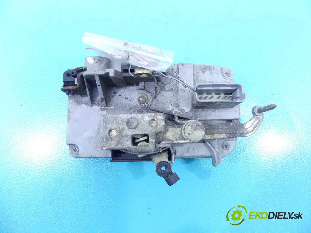 Fiat Ulysse II 2002-2010 2.0 jtd 109 hp manual 80 kW 1997 cm3 5- zámek přední levý