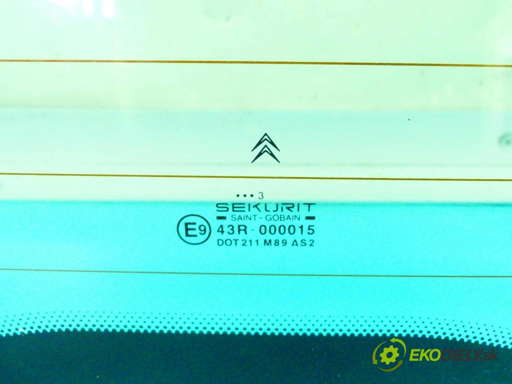 Citroen Xsara Picasso 2.0 16v 136hp automatic 100 kW 1997 cm3 5- sklo zadní (Okna zadní)