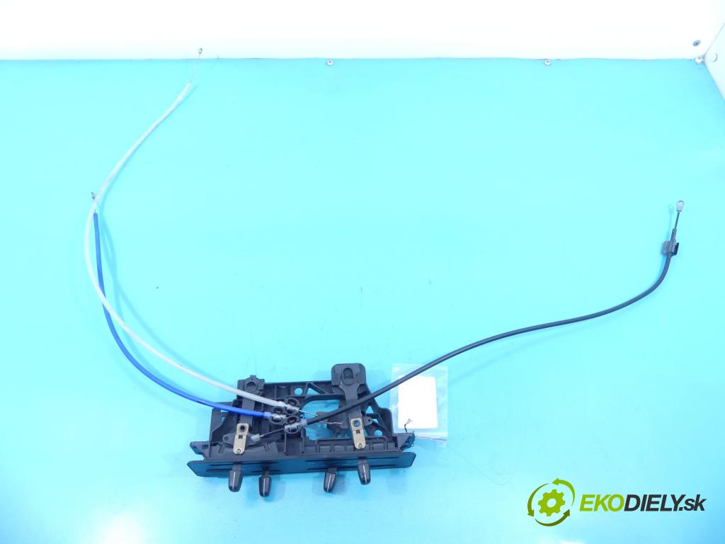 Toyota Rav4 I 1994-2000 2.0 16v 129 HP manual 95 kW 1998 cm3 3- panel kúrenia