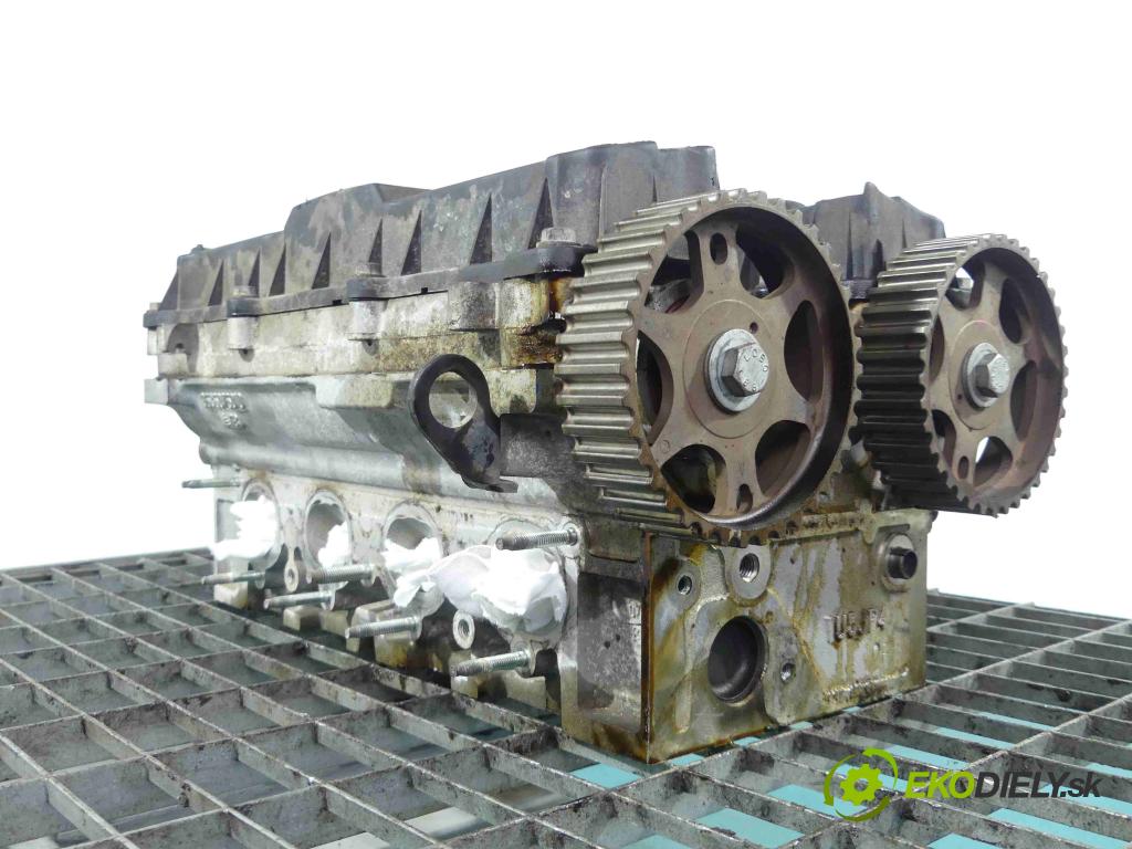 Peugeot 206 1.6 16v 109 HP manual 80 kW 1587 cm3 5- Hlava: motora NFU