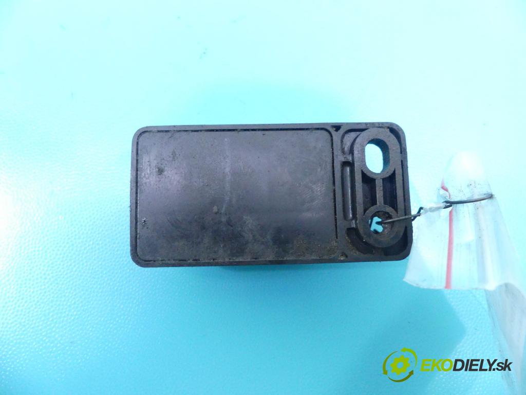 Toyota Land Cruiser 120 2002-2010 3.0 D4D 163 HP automatic 120 kW 2982 cm3 5- Relé: 85942-60020 (Relé)