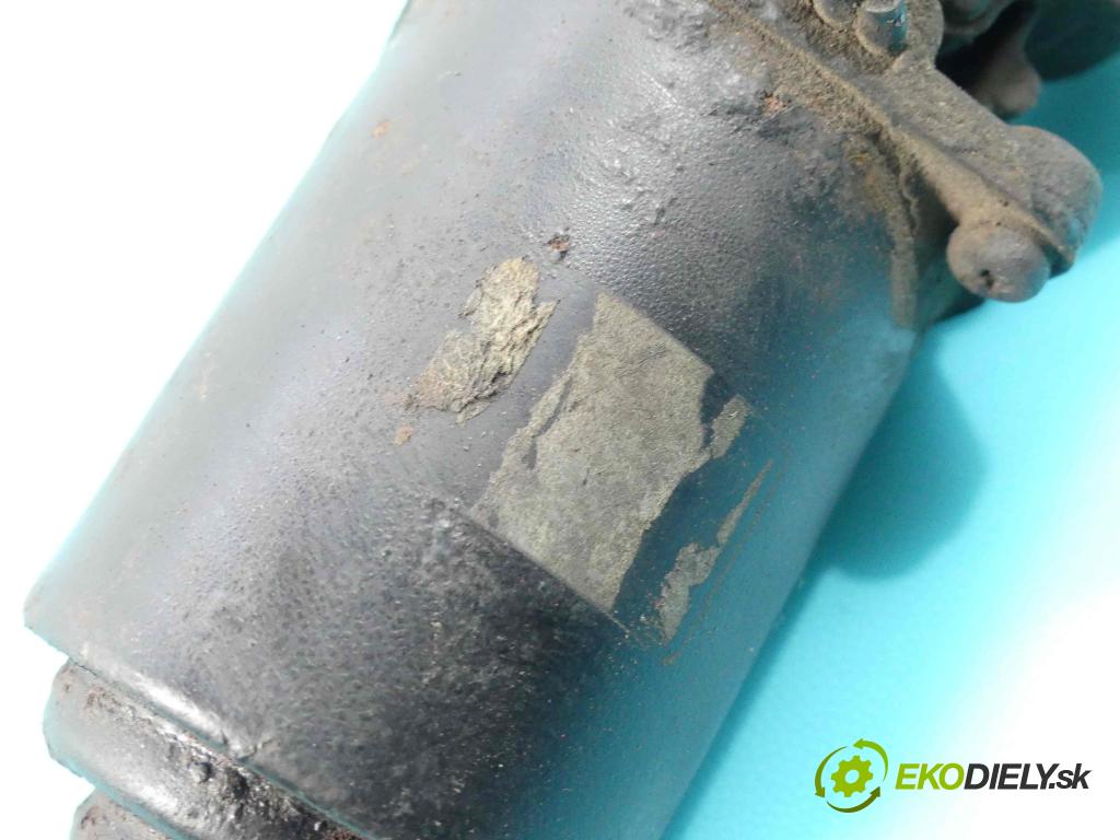 Opel Campo 1991-2001 3.1 td 109 HP manual 80 kW 3059 cm3 3- motor stieračov predné