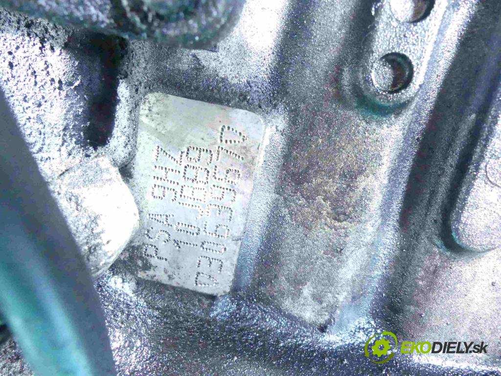 Peugeot 407 1.6 hdi 109 HP manual 80 kW 1560 cm3 5- motor diesla 9HZ