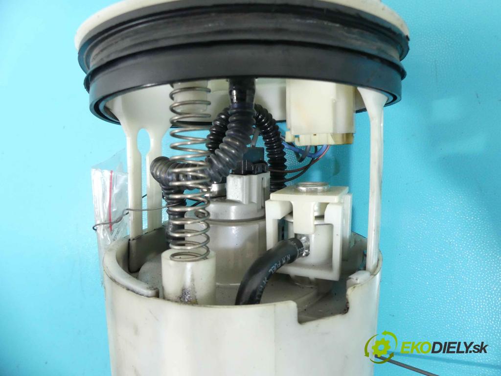 Mazda 6 I 2002-2007 1.8 16v 120 HP manual 88 kW 1798 cm3 5- čerpadlo palivo LF17