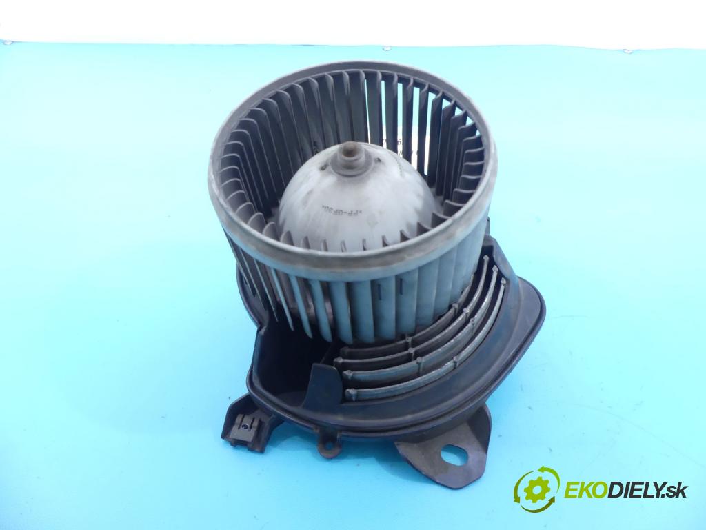 Fiat Punto Grande 1.2 8v 65 hp manual 48 kW 1242 cm3 5- ventilátor vzduchu G17750B0
