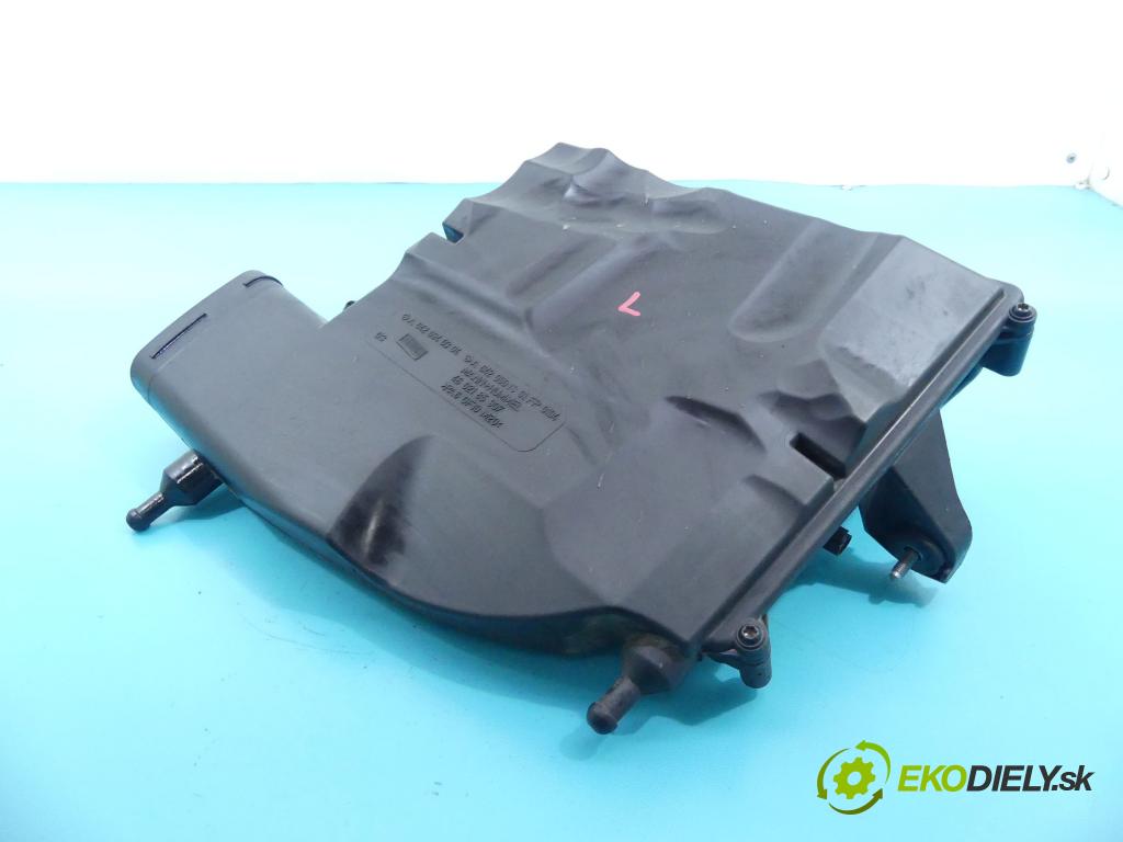 Mercedes C W204 2007-2014 3.0 cdi V6 224 hp automatic 165 kW 2987 cm3 4- obal filtra vzduchu A6420940304 (Kryty filtrů)