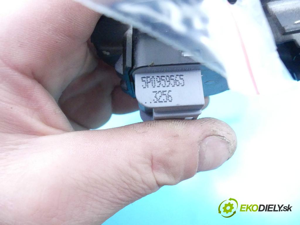 Seat Leon II 2005-2012 1.9 tdi 105 hp manual 77 kW 1896 cm3 5- Přepínač oken zpětných zrcátek 5P0962125