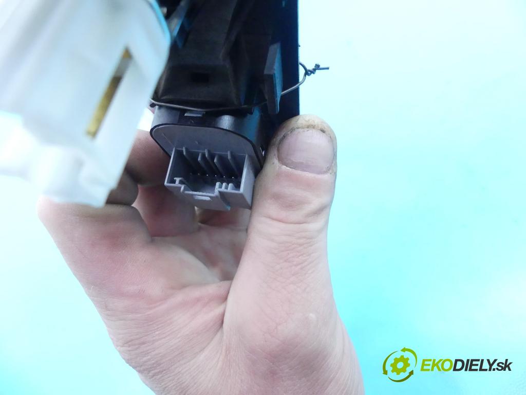 Seat Leon II 2005-2012 1.9 tdi 105 hp manual 77 kW 1896 cm3 5- Přepínač oken zpětných zrcátek 5P0962125