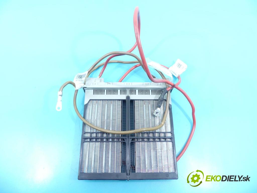 Mercedes C W204 2007-2014 3.0 cdi V6 224hp automatic 165 kW 2987 cm3 4- radiator A2048300461 (Radiátory kúrenia)