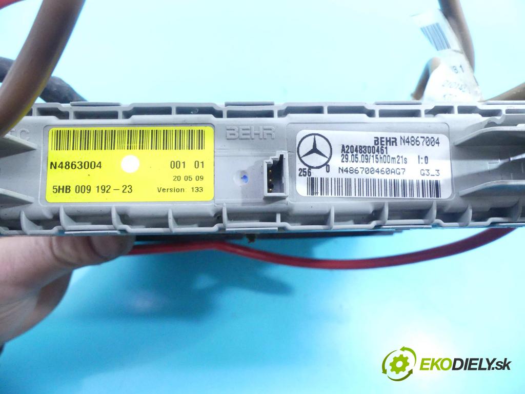 Mercedes C W204 2007-2014 3.0 cdi V6 224hp automatic 165 kW 2987 cm3 4- radiator A2048300461 (Radiátory kúrenia)