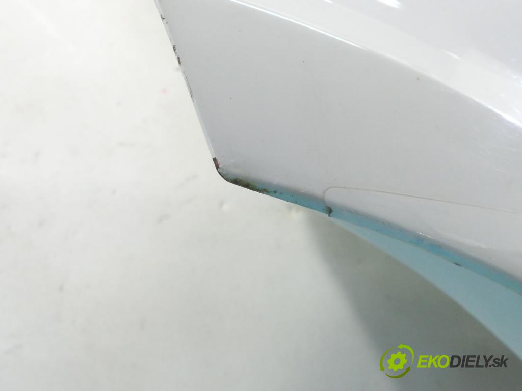 Skoda Yeti 2009-2012 2.0 tdi 4X4 140 HP manual 103 kW 1968 cm3 5- dvere zadné pravé  (Ostatné)