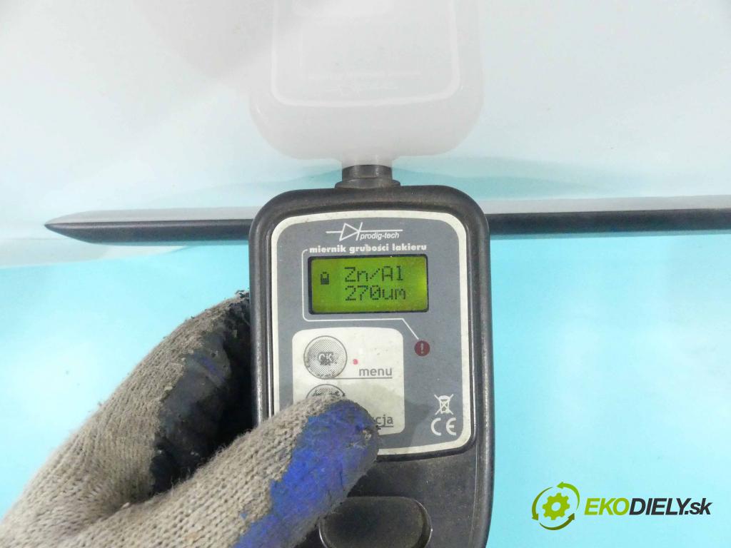 Skoda Yeti 2009-2012 2.0 tdi 4X4 140 HP manual 103 kW 1968 cm3 5- dvere zadné pravé  (Ostatné)