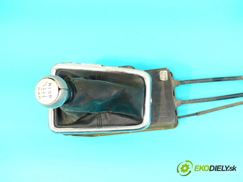 Peugeot 407 2.0 hdi 136 HP manual 100 kW 1997 cm3 4- Páka: Změny: stupeň,rýchlosť  (Rýchlostné páky / kulisy)