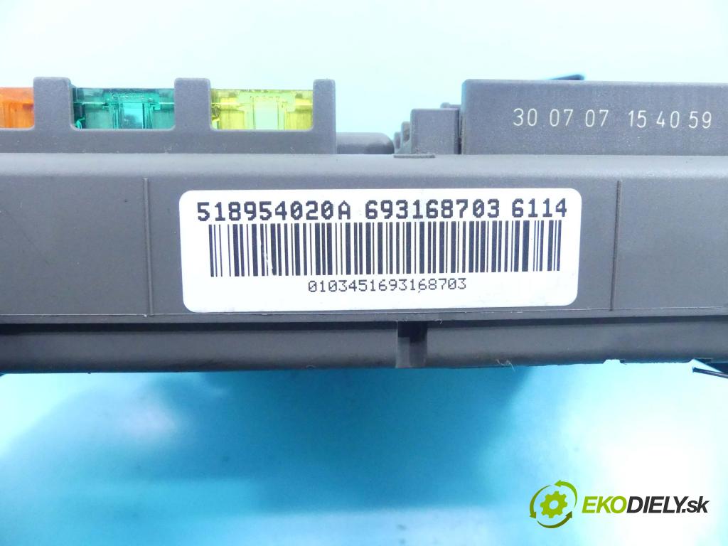 Bmw X5 E70 2006-2013 3.0d 235 HP automatic 173 kW 2993 cm3 5- modul riadiaca jednotka 518954020A (Ostatné)