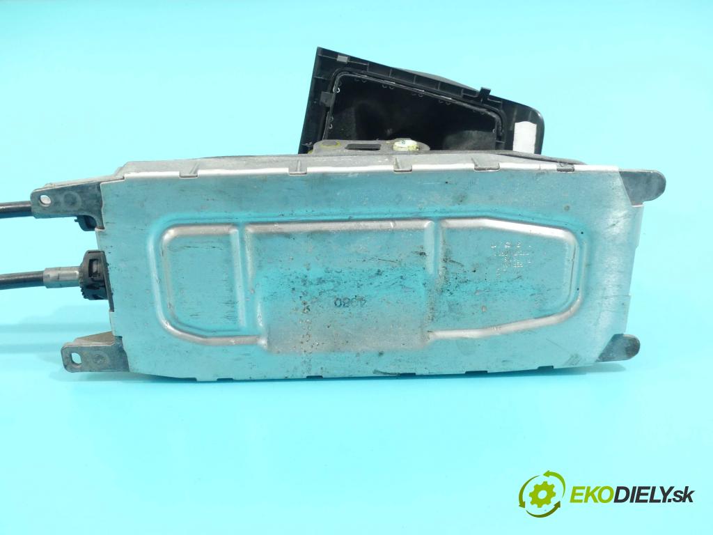 Skoda Yeti 2009-2012 2.0 tdi 4X4 140 HP manual 103 kW 1968 cm3 5- Páka: Změny: stupeň,rýchlosť 1K0711049CK (Rýchlostné páky / kulisy)