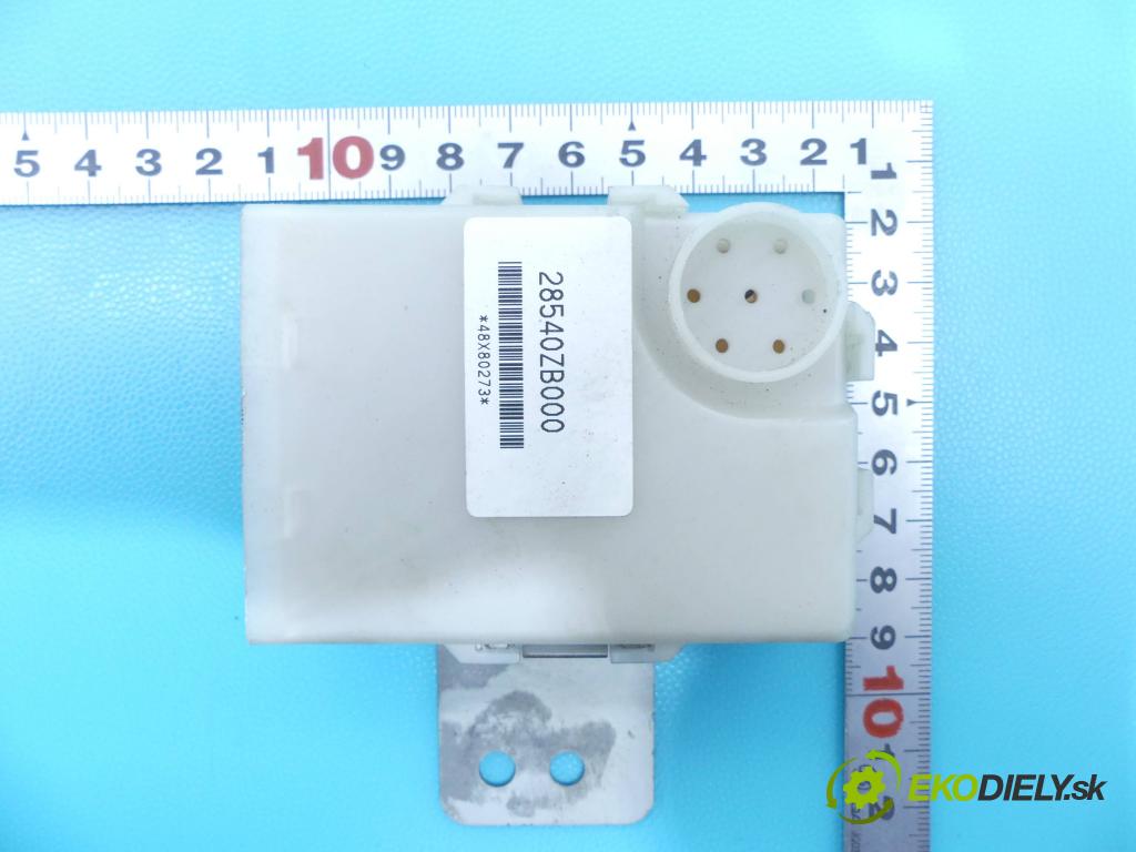Nissan Altima L31 2002-2006 2.5 16v 179KM automatic 132 kW 2488 cm3 4- modul riadiaca jednotka 28540ZB000 (Ostatné)