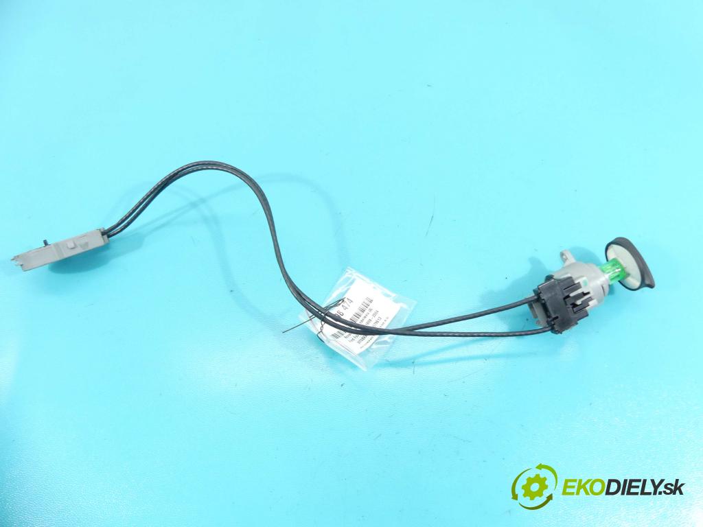 Ford Focus Mk1 1998-2004 1.8 tdci 101 HP manual 74 kW 1753 cm3 3- panel kúrenia 2M51-11503-AA
