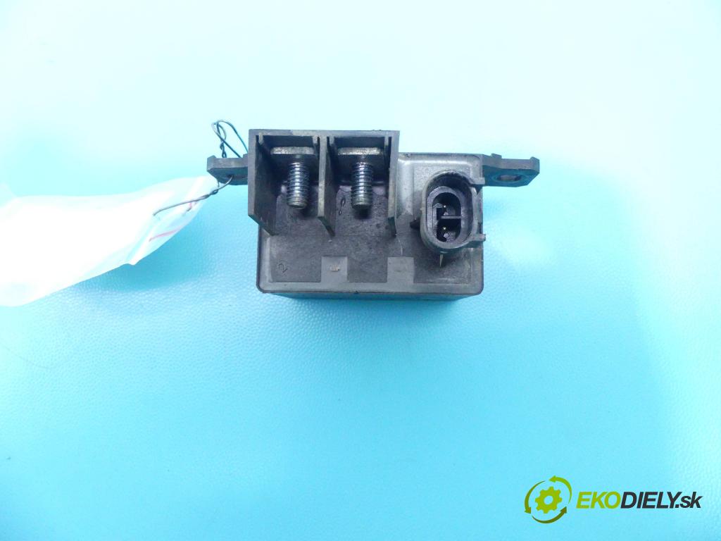 Bmw X5 E70 2006-2013 3.0d 235 HP automatic 173 kW 2993 cm3 5- Relé: 7661503 (Relé)