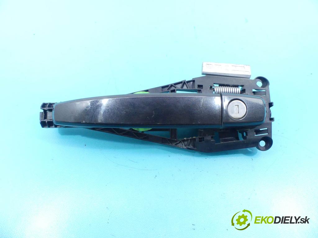 Chevrolet Orlando 2.0 VCDI 163 HP automatic 120 kW 1998 cm3 5- rukoväť predné ľavé mimo:  (Vonkajšie predné ľavé)