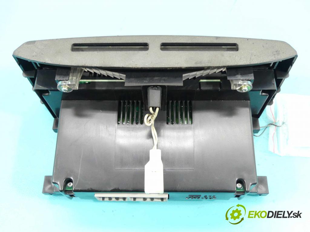Nissan Maxima A33 1999-2003 3.0 V6 193 HP automatic 142 kW 2988 cm3 4- panel kúrenia 275002Y961