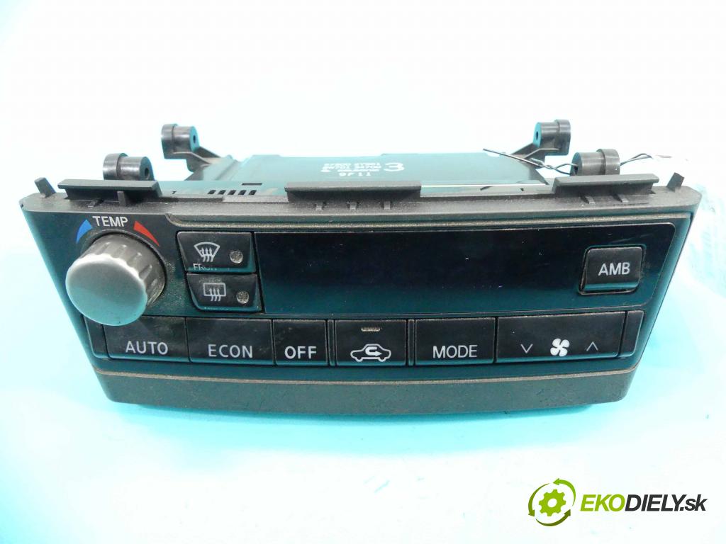 Nissan Maxima A33 1999-2003 3.0 V6 193 HP automatic 142 kW 2988 cm3 4- panel kúrenia 275002Y961
