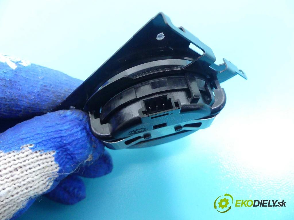 Bmw X5 E70 2006-2013 3.0d 235 HP automatic 173 kW 2993 cm3 5- snímač déšť: 9123152 (Snímače dažďa)