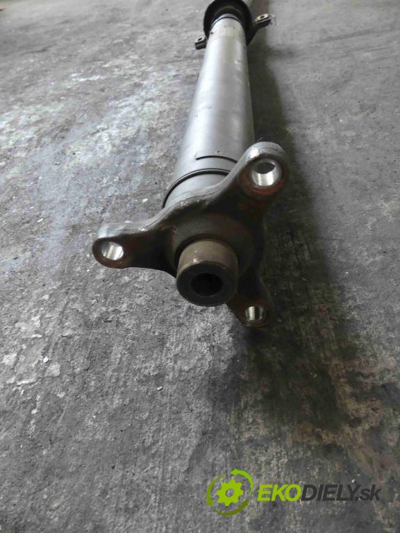 Mercedes C W203 2000-2007 2,2.0 cdi 150 HP automatic 110 kW 2148 cm3 5- Hřídel: jízda:  (Kardaňové hriadele)