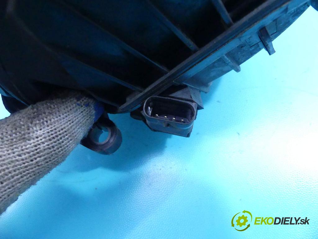 Peugeot 308 I 2007-2013 1.4 16v 98 HP manual 72 kW 1397 cm3 5- zvod nasávací V760573380-03 (Sacie potrubia)