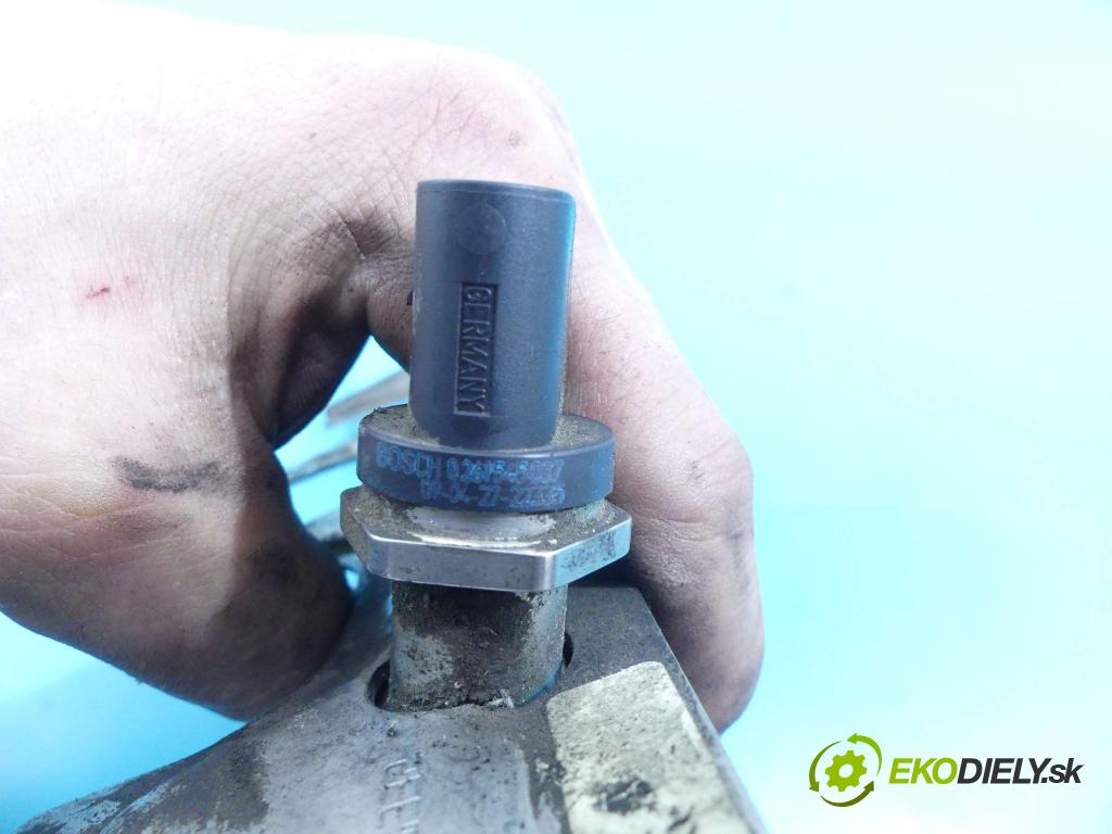 Audi A6 C6 2004-2011 2.0 TFSI BPJ: 170 HP automatic 125 kW 1984 cm3 4- lišta vstrekovacia 06F133317L (Vstrekovacie lišty)