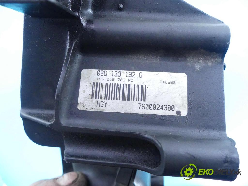 Audi A6 C6 2004-2011 2.0 TFSI BPJ: 170 HP automatic 125 kW 1984 cm3 4- zvod nasávací 06D133192G (Sacie potrubia)