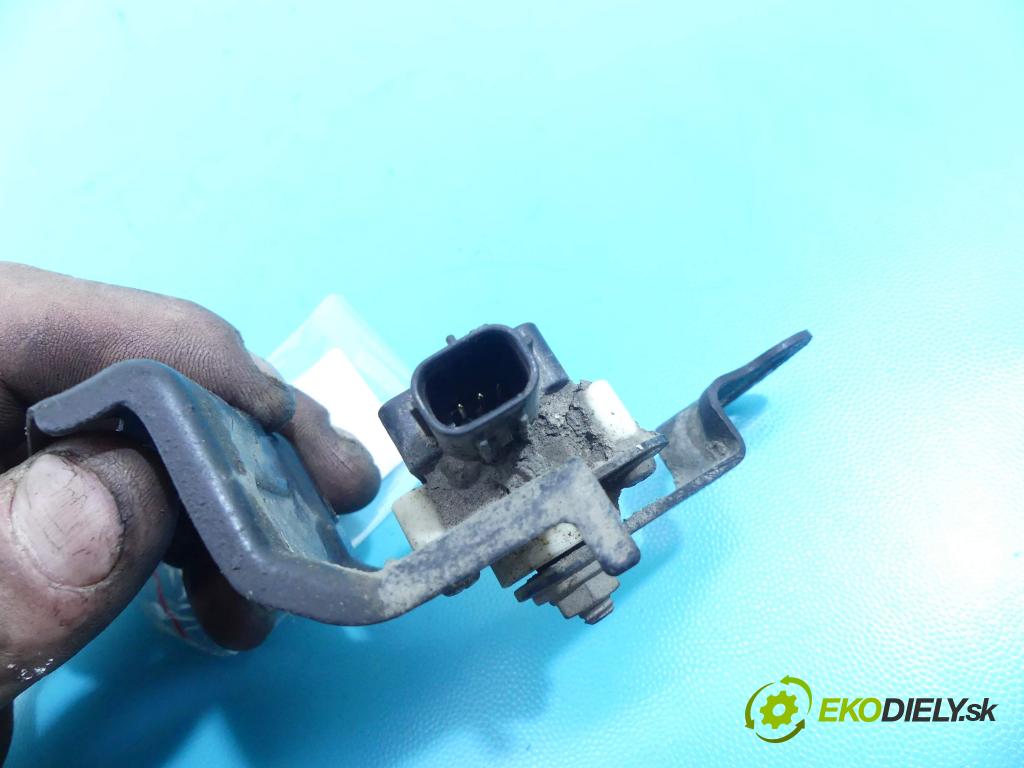Lexus IS II 2005-2013 2.2d 150 HP manual 110 kW 2231 cm3 4- snímač nastavenia xenon OL1512 (Snímače)