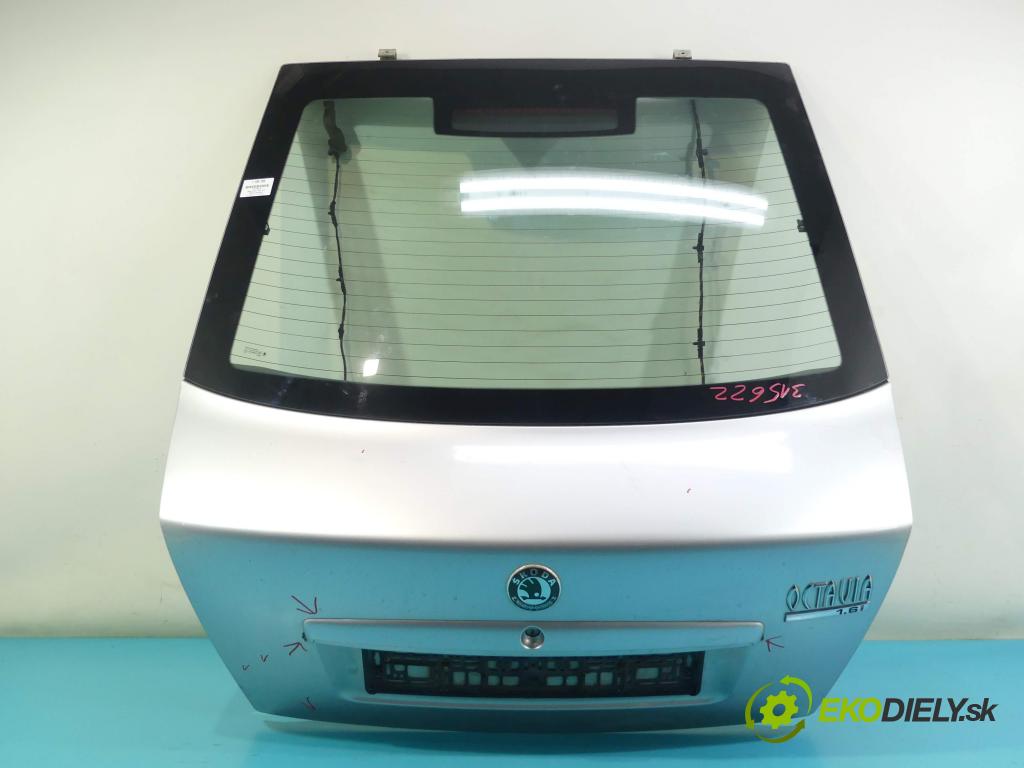 Skoda Octavia I 1996-2010 1.6 SR 102 HP manual 75 kW 1595 cm3 5- zadna kufor  (Zadné kapoty)
