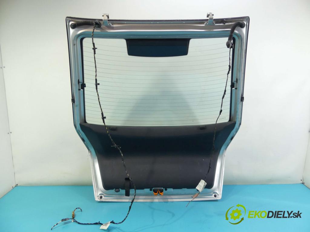 Skoda Octavia I 1996-2010 1.6 SR 102 HP manual 75 kW 1595 cm3 5- zadna kufor  (Zadné kapoty)