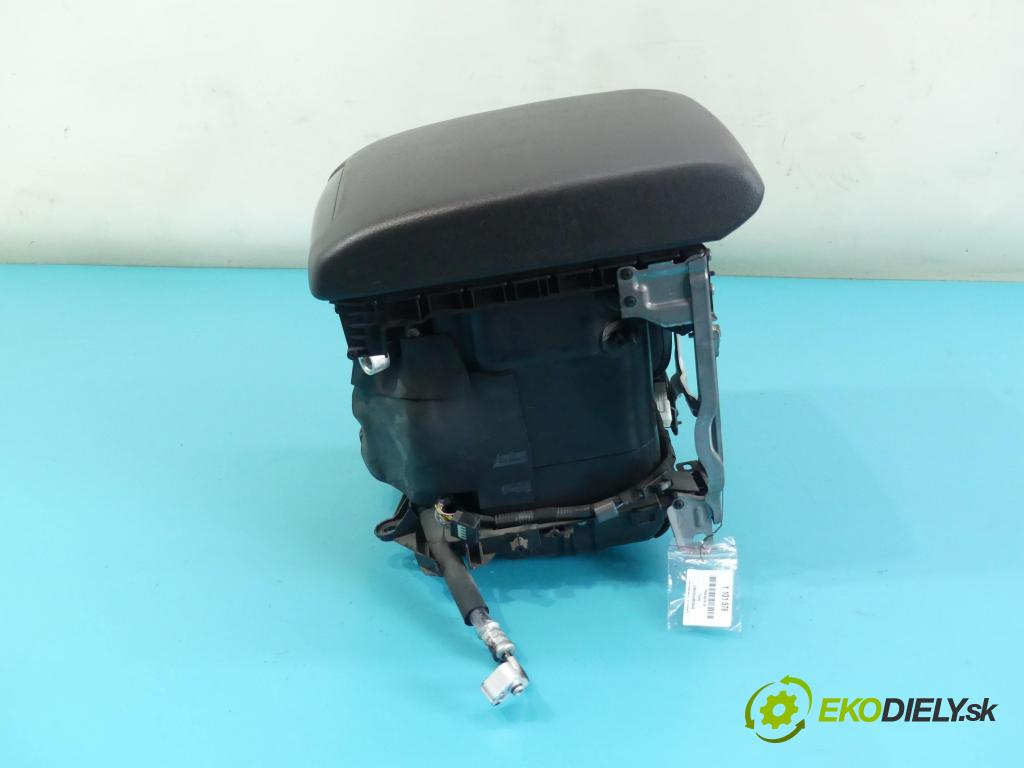 Toyota Land Cruiser J200 2007- 4.5 V8 D4D 328KM automatic 241 kW 4461 cm3 5- operadlo 87202-60010 (Lakťové opierky)