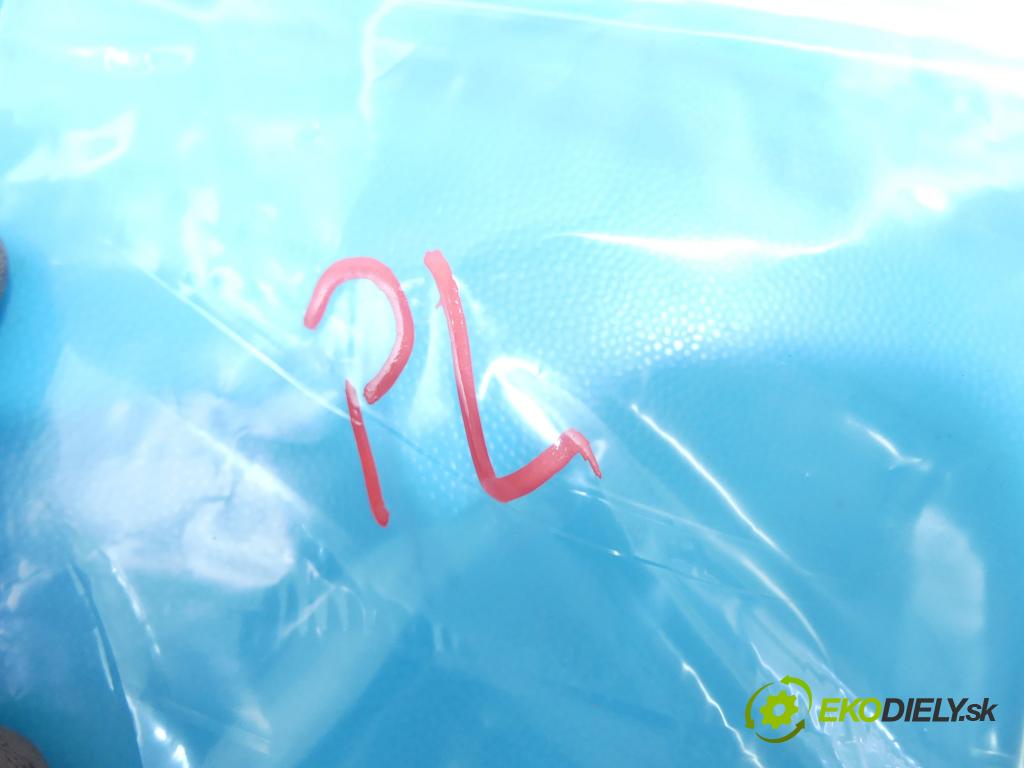 Peugeot 307 1.4 hdi 68 HP manual 50 kW 1398 cm3 5- operadlo  (Lakťové opierky)