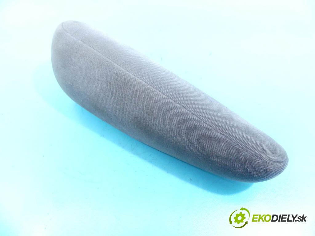 Peugeot 307 1.4 hdi 68 HP manual 50 kW 1398 cm3 5- operadlo  (Lakťové opierky)