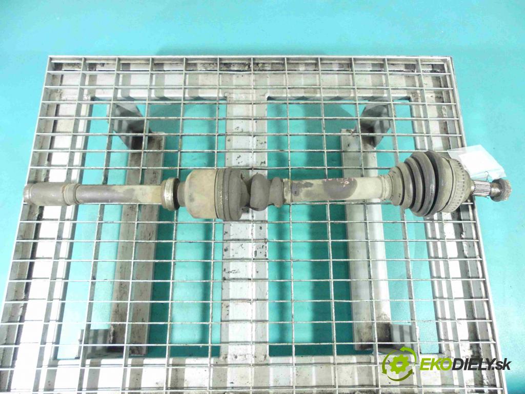 Citroen Xsara Picasso 2.0 16v 136 HP automatic 100 kW 1997 cm3 5- poloos pravé  (Poloosy)