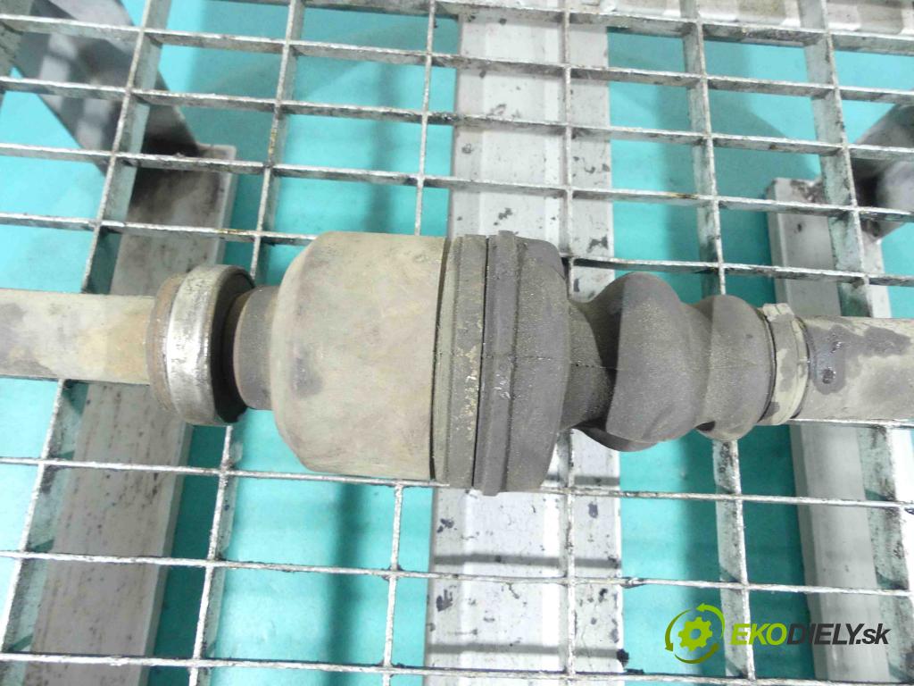 Citroen Xsara Picasso 2.0 16v 136 HP automatic 100 kW 1997 cm3 5- poloos pravé  (Poloosy)