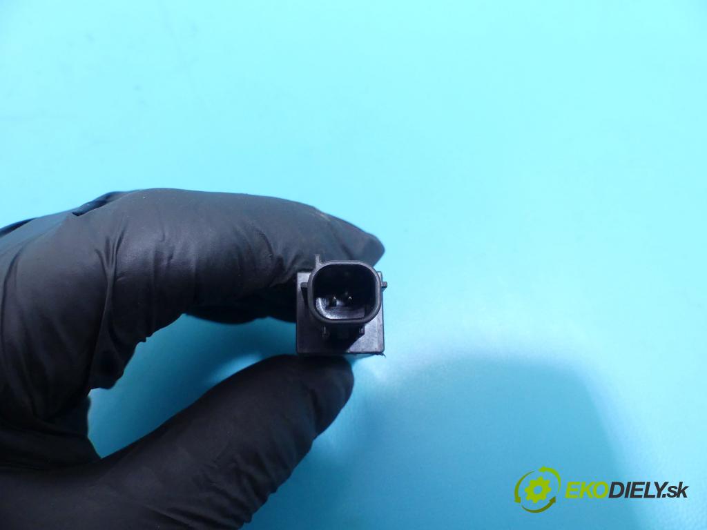 Toyota Land Cruiser J200 2007- 4.5 V8 D4D 328KM automatic 241 kW 4461 cm3 5- Zesilovač: 6F18 (Zosilňovače)