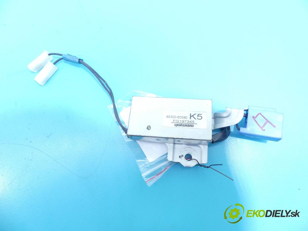 Toyota Land Cruiser J200 2007- 4.5 V8 D4D 328KM automatic 241 kW 4461 cm3 5- Zesilovač: 86300-60580 (Zosilňovače)