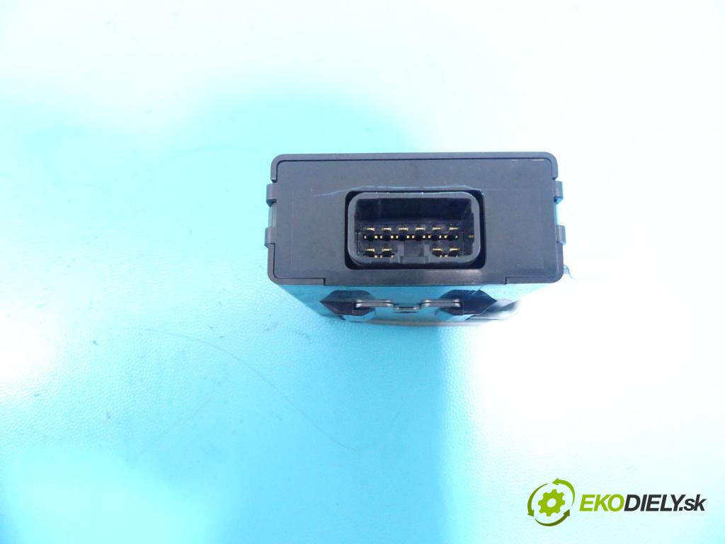 Toyota Land Cruiser J200 2007- 4.5 V8 D4D automatic 241 kW 4461 cm3 5- modul riadiaca jednotka 88650-60C70 (Ostatné)