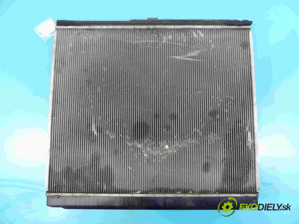 Toyota Land Cruiser J200 2007- 4.5 V8 D4D 328KM automatic 241 kW 4461 cm3 5- chladič  (Chladiče)