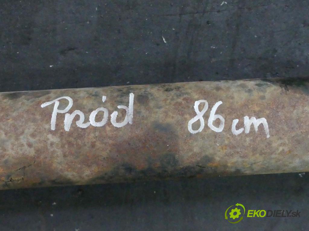 Toyota Land Cruiser J200 2007- 4.5 V8 D4D 328KM automatic 241 kW 4461 cm3 5- Hřídel: jízda:  (Kardaňové hriadele)