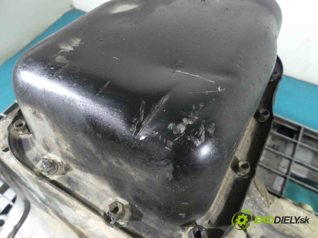 Toyota Land Cruiser J200 2007- 4.5 V8 D4D 328KM automatic 241 kW 4461 cm3 5- vaňa olejová 1VD (Olejové vane)