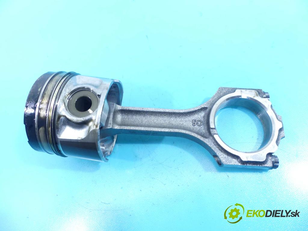 Toyota Land Cruiser J200 2007- 4.5 V8 D4D 328KM automatic 241 kW 4461 cm3 5- piest  (Piesty)