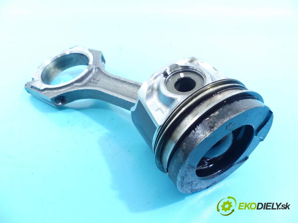 Toyota Land Cruiser J200 2007- 4.5 V8 D4D 328KM automatic 241 kW 4461 cm3 5- piest  (Piesty)