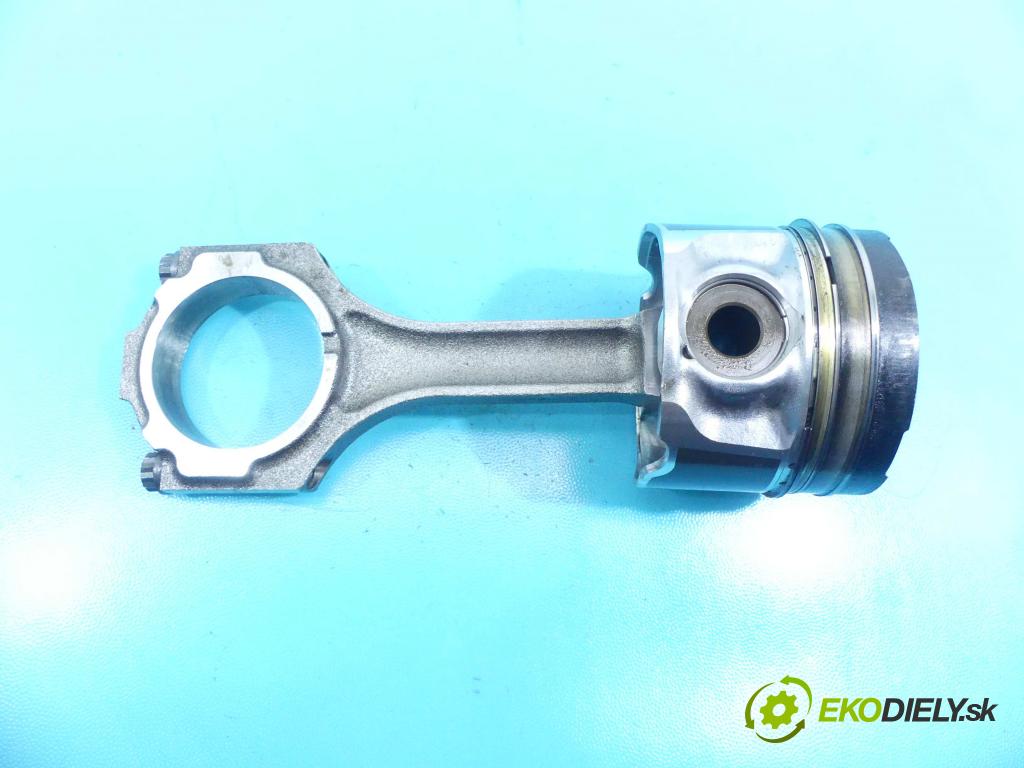 Toyota Land Cruiser J200 2007- 4.5 V8 D4D 328KM automatic 241 kW 4461 cm3 5- piest  (Piesty)